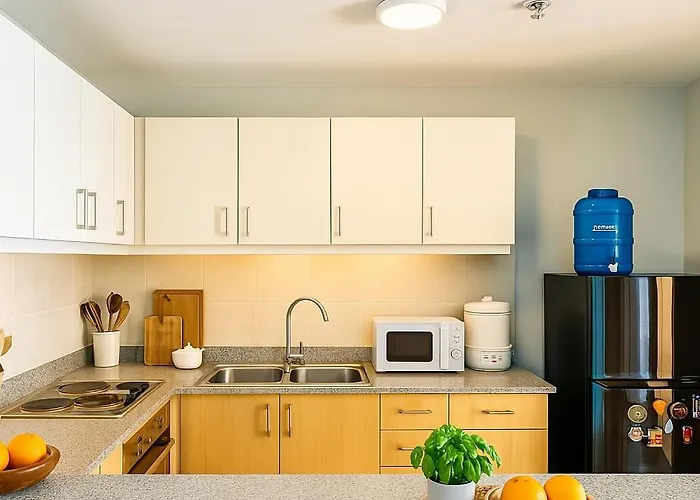 Elegant And Modern 3br Penthouse In Uptown Bgc Apartment