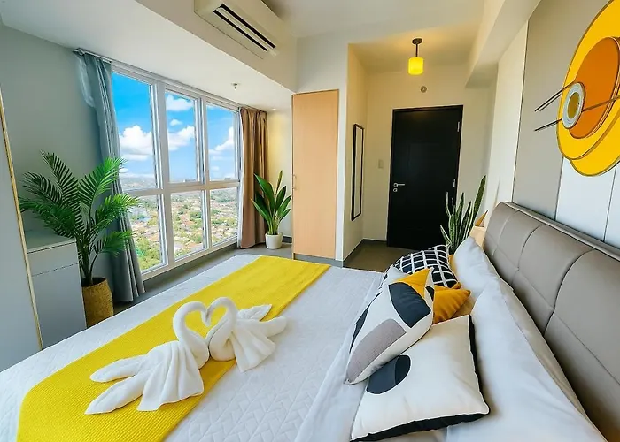 Elegant And Modern 3br Penthouse In Uptown Bgc *